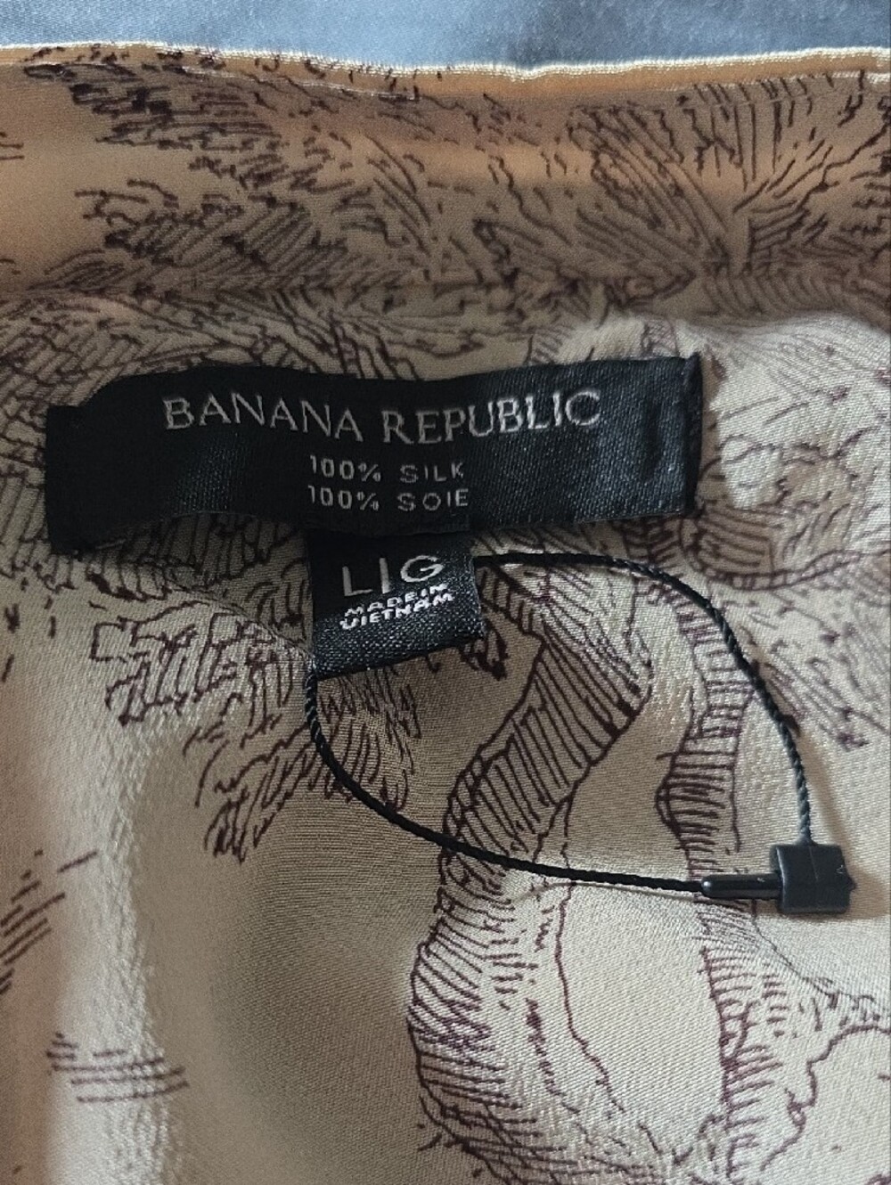 Banana Republic Beige Safari-Print Button-Up Jacket - Picture 5 of 5